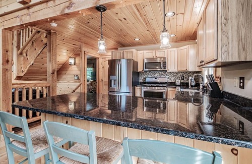 Greenwood Skihütte | Luxury Woodland Retreat with both lake/ski slope access, Yr home away from home