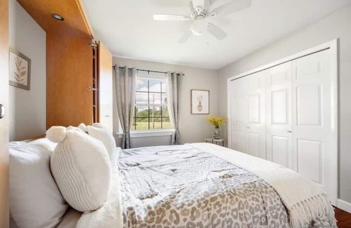 Charlotte Park Haus | Private pool home, In the center of Punta Gorda, Just minters from fun & food