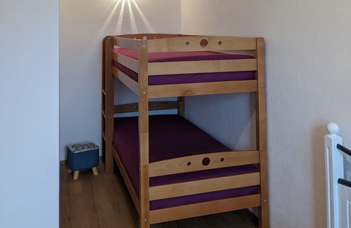 Bechhofen Wohnung | Holiday Apartment "Seenlandliebe - Sonnenschein" with Balcony & Shared Garden