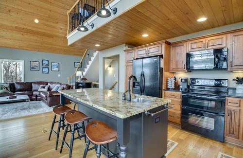 Pedlars Edge Haus | Wintergreen Resort Home: Close to Slopes & Trails