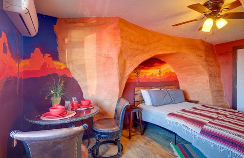 Shelley Wohnung | Adobo-Style Studio in Shelly w/ Shared Courtyard!