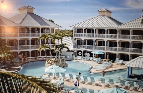 Colliers Bay Eigentumswohnung | Morritt's Tortuga Club :Three pools , lovely beach and pier. 2Bd/2Bth.