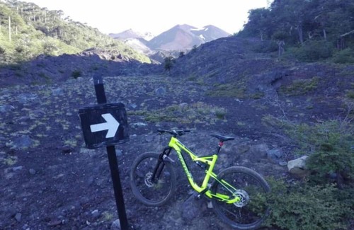 Melipeuco Kabine | Hermosas Cabañas con Tinaja a 2 km del Volcán Sollipulli
