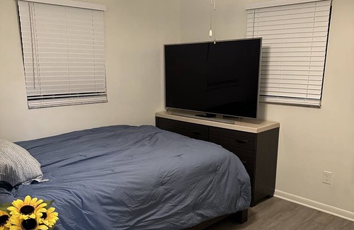 East County Civic Group Haus | Cozy Private home on a large wooded lot!