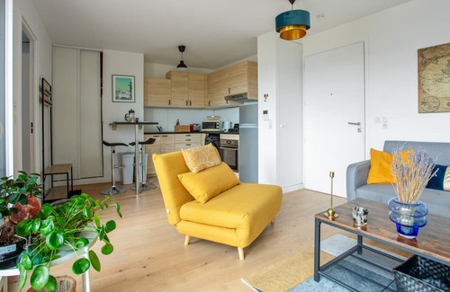 Clichy Wohnung | Cosy and bright T2 with balcony in Clichy - Welkeys