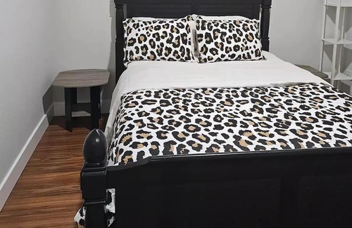 Washington Haus | Home Away From Home. You are welcome!