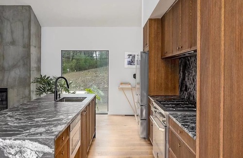 Accord Haus | Cozy Newly Built Retreat w/Pool & 10 Acres in Accord, NY!