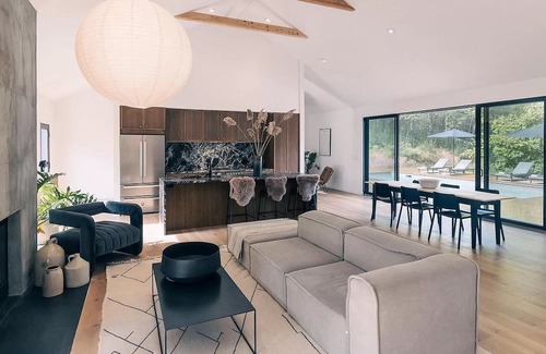 Accord Haus | Cozy Newly Built Retreat w/Pool & 10 Acres in Accord, NY!