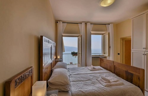 Oldesio Wohnung | Apartment 'Kristi' with Lake View, Private Terrace and Wi-Fi