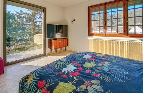 Nonancourt Haus | Look forward to a wonderful time in this comfortable vacation home.