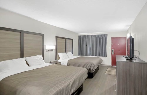 Chicago Ridge Haus | Your Home Away From Home