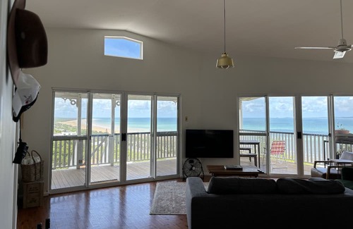 Yeppoon Haus | Yeppoon beachside oasis with epic island views, gorgeous breezy deck & air con