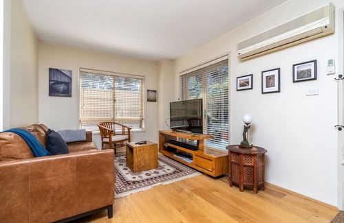 Turner Wohnung | New to VRBO: Convenient 1BR APT in the heart of the city!