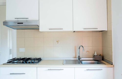 Falerna Wohnung | Holiday Apartment "Bilocale 82 Residence La Giungla" with Sea View, Shared Pool & Wi-Fi