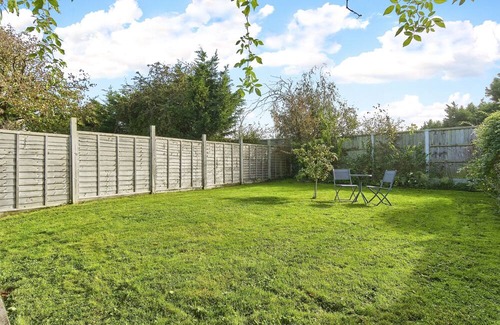 Ningwood Kabine | Little Brook - a cabin that sleeps 2 guests in 1 bedroom