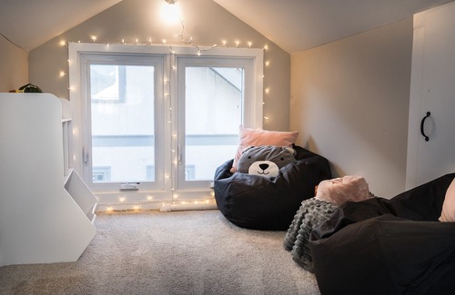 Northrop Haus | Nokomis Nirvana: Delightful 4BR Gem in MPLS