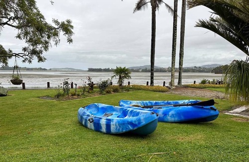 Tauranga South Haus | Discover our newly renovated bay-view studio!