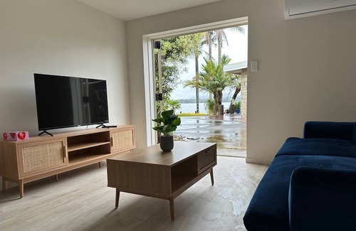 Tauranga South Haus | Discover our newly renovated bay-view studio!