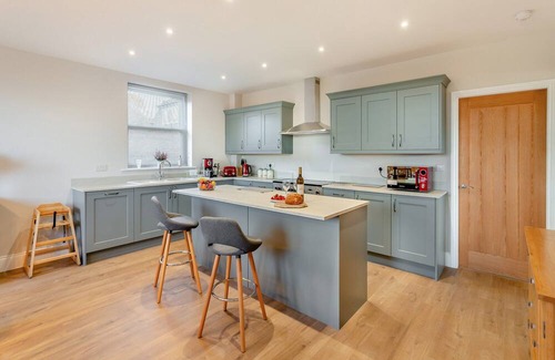 Bagby Hütte | 5 bedroom accommodation in Bagby, near Thirsk