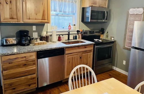 Maysville Kabine | Del's Cabin - Lazy Getaways