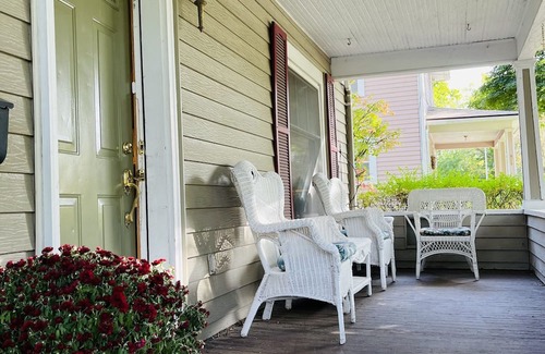 Lansing Haus | Central, Westside 4BD/2BT home with Huge extra lot. Pet Friendly. Long-term only