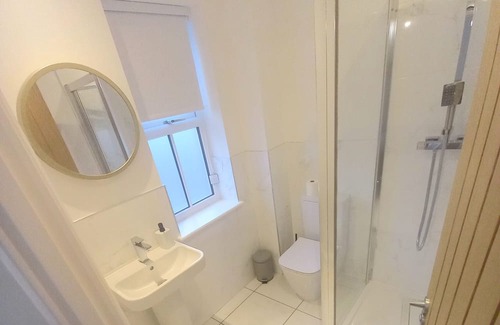 Crawcrook Haus | Beautifully presented 3 bedroom house. 5 miles from Newcastle city centre.