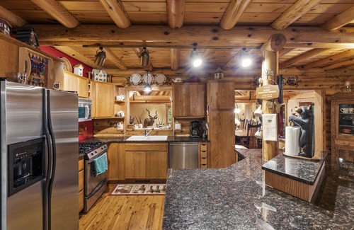 Nevis Kabine | Secluded Lake Cabin with Private Ski Trails