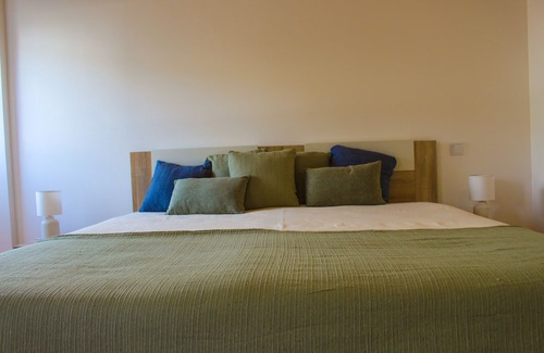 Gois Haus | 5 Minutes From the River Beach, Family Room in Góis in a Quiet Rural Setting