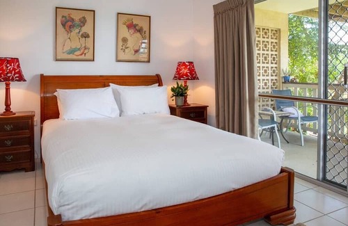 Caloundra Haus | Entire 4Brm Family Home 900m to beach! Caloundra