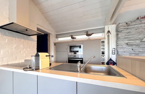 Harre Haus | Beautiful house with spa and pool
