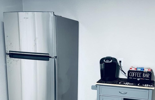 Muncie Haus | Cozy home with easy access to Ball State, IU Memorial, and all local attractions