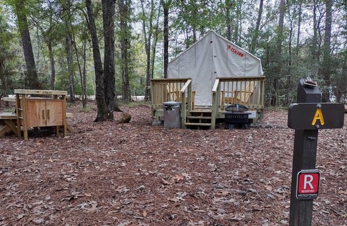 West Livingston Wohnmobilvermietung | Tentrr State Park Site - TX Lake Livingston State Park - Site A - Single Camp