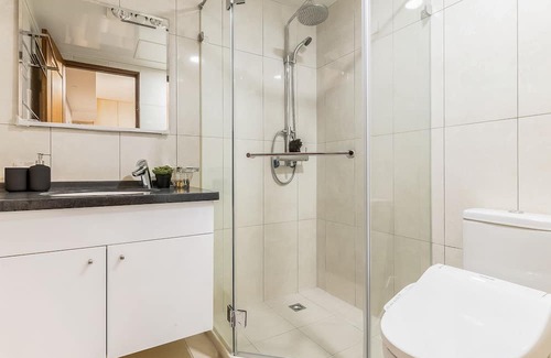 Zhongzheng Eigentumswohnung | New Building 2B1bLK Taipei Main Station Desk & Fast Wifi