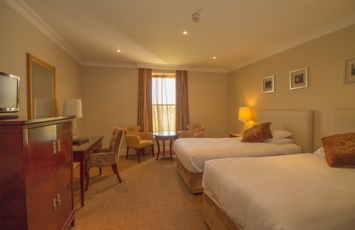 Bunratty Hotel | Bunratty Castle Hotel, BW Signature Collection