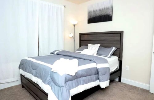 Hanover Haus | SYR Properties