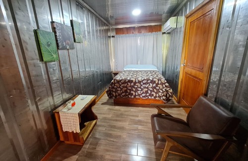 La Fortuna Kabine | Cabin in La Fortuna, Costa Rica. Cabin Ceiba EcoContainer in La Fortuna