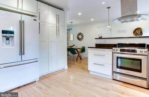 Catharpin Haus | Cozy Room in large estate