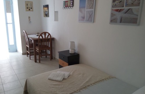 Poros Wohnung | Charming and brand new central Studio on Poros