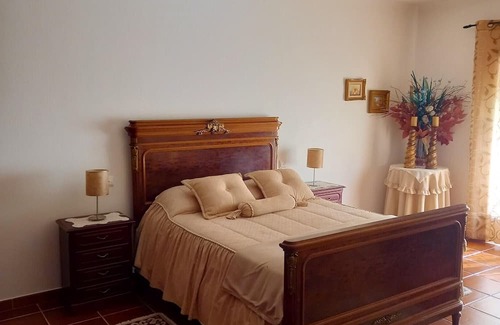 Lourinha Haus | Homerez - House 7 km away from the beach for 16 ppl. with garden and terrace