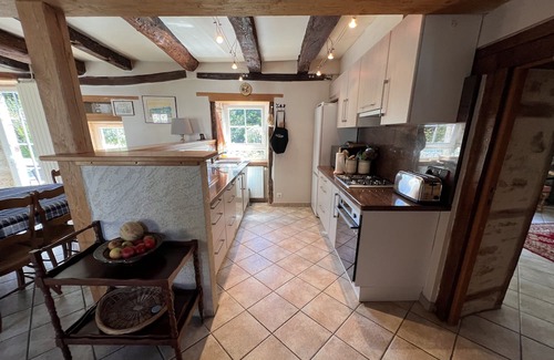 Chanteix Haus | Beautifully restored family cottage, with a large garden, pool and terrace in a lovely small village
