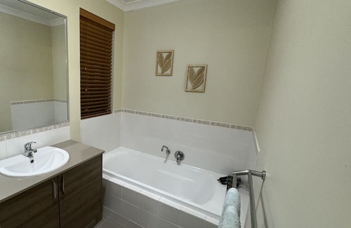 Southern River Wohnung | Guest Suite @17 & three-quarters - Feels like home
