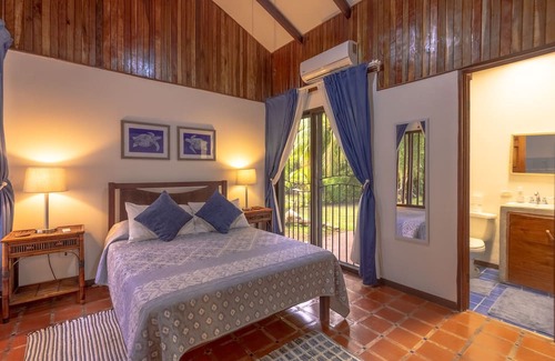 Esterillos Oeste Haus | Casa Tortuga - Beachfront House