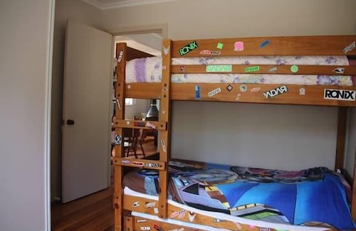 Taylor Bay Haus | The Shack - Lake Eildon