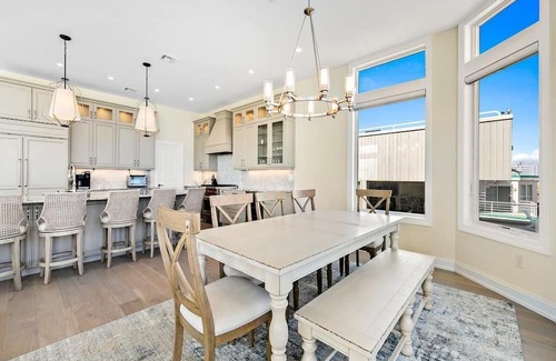 North Beach Haven Haus | Ocean Front w/Elevator - 7BR, Kids Bunk Room, 6 Full, 2 Half Bath. Sleeps 18