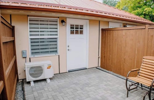 Soap Lake Haus | Healing Waters Inn Suite #4