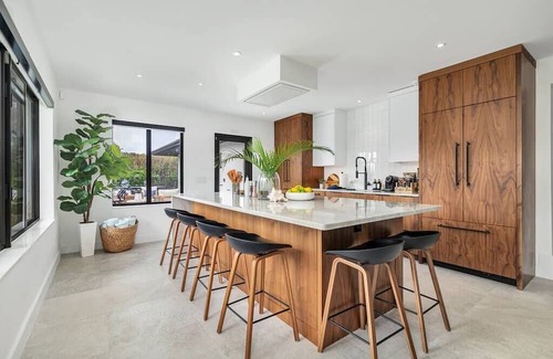 Lake Clarke Shores Haus | The Bird House - Lake Front in West Palm Beach!