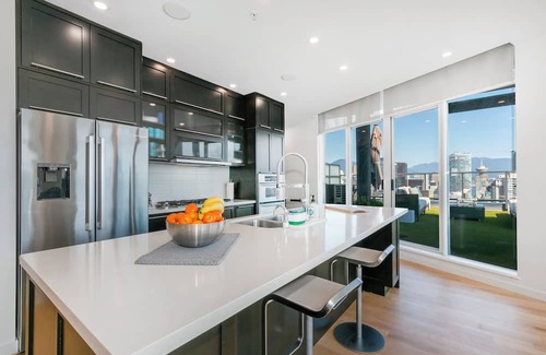 Downtown Vancouver Eigentumswohnung | D18 - Amazing 2 Bed Prestigious Residence!