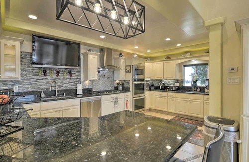 Chico Haus | NEU! Paradise Home w / Terrasse ~ 13 Mi zu Weingütern!