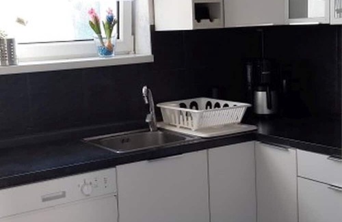 Hayingen Wohnung | Apartment 'Städtle-Blick' with Shared Garden, Balcony and Wi-Fi