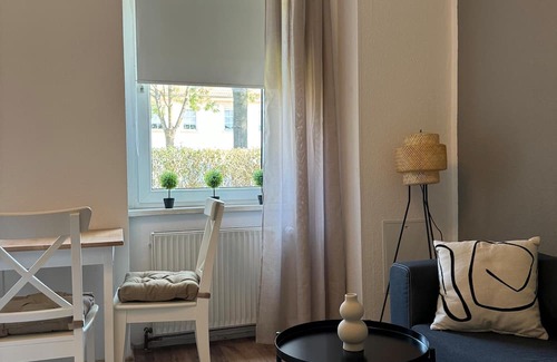 Ortslage Trotha Wohnung | Simple apartment "Hannes" in Halle including parking space